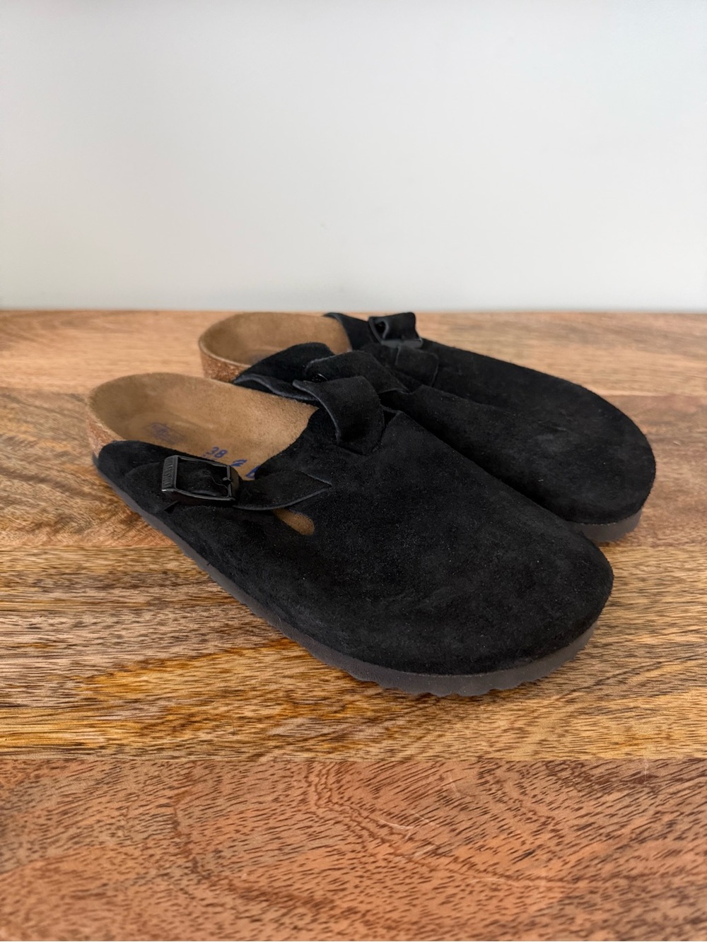 Birkenstock Boston Soft Footbed in Black